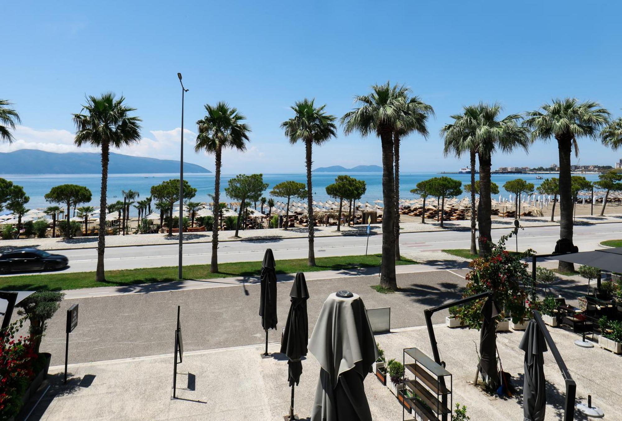 Hotel Adore Vlorë Exterior foto